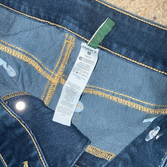 Halara Flex Asymmetric Low Rise Baggy Jean sz M - Picture 6 of 8